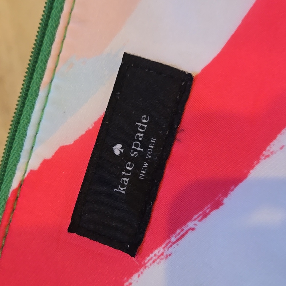 Kate Spade New York for Qantas Multi-Color Brush Strokes Zipper Pouch - Picture 4 of 8